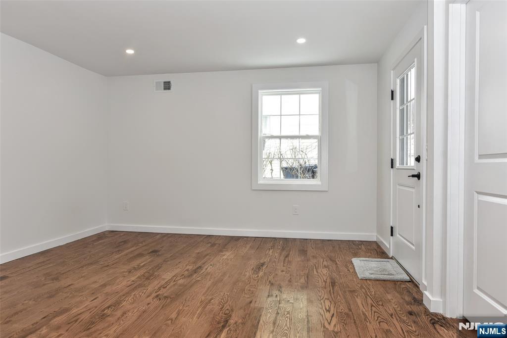 18 Governor Haines Street - Photo 5