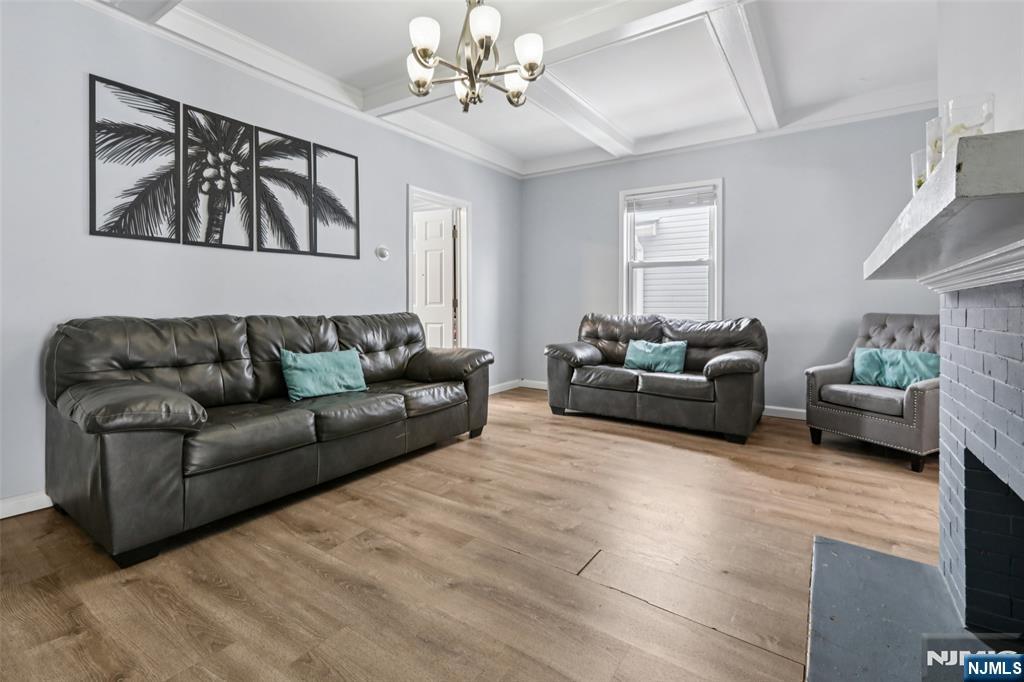 211 Newark Avenue - Photo 4