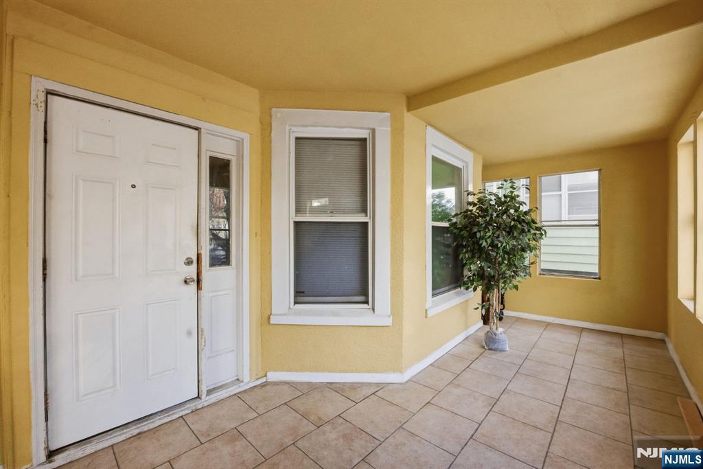 38 Mapes Avenue, Newark, NJ, 07112