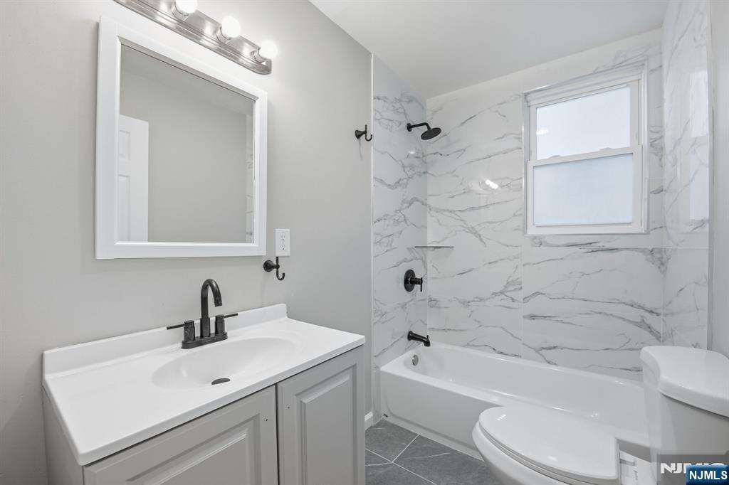 38 Mapes Avenue, Newark, NJ, 07112