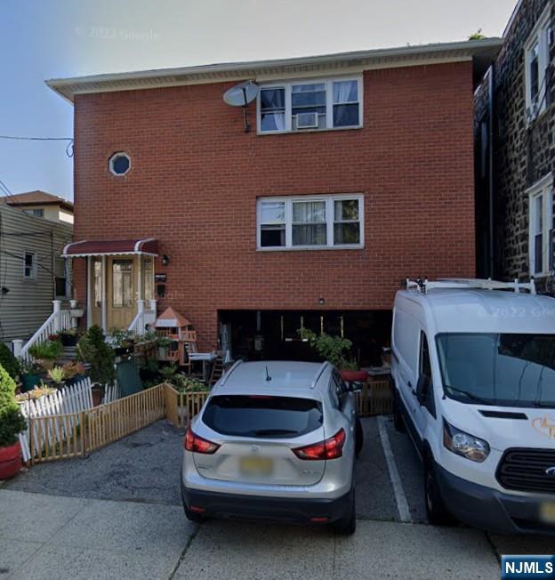 269 Delano Place - Photo 1