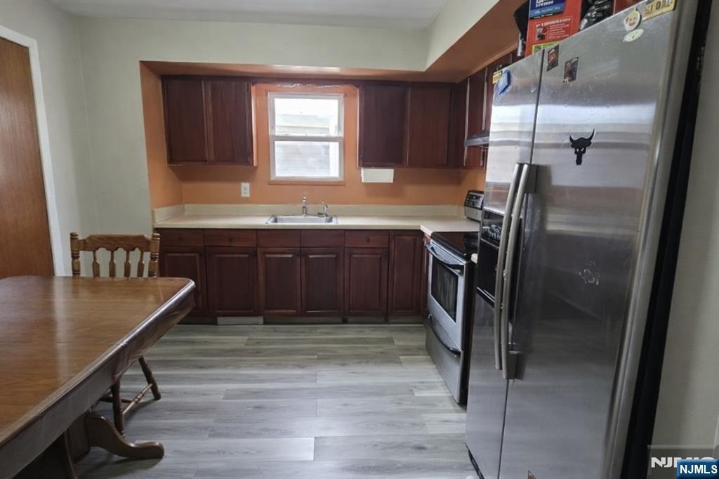 269 Delano Place - Photo 5