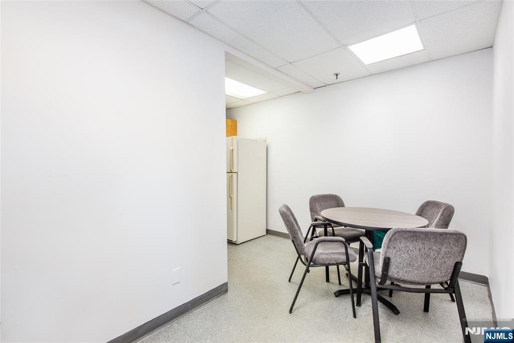 830 Belmont Avenue - Photo 9