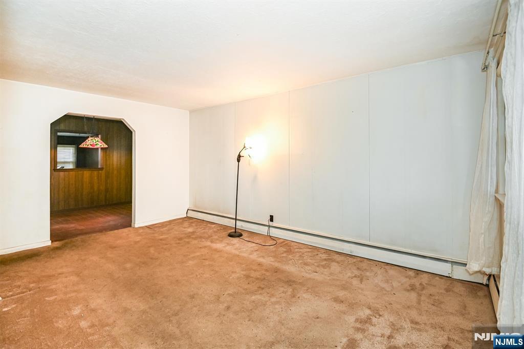 286 Ridgewood Boulevard - Photo 5