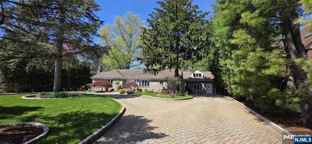 265 Queen Anne Road, Bogota, NJ, 07603