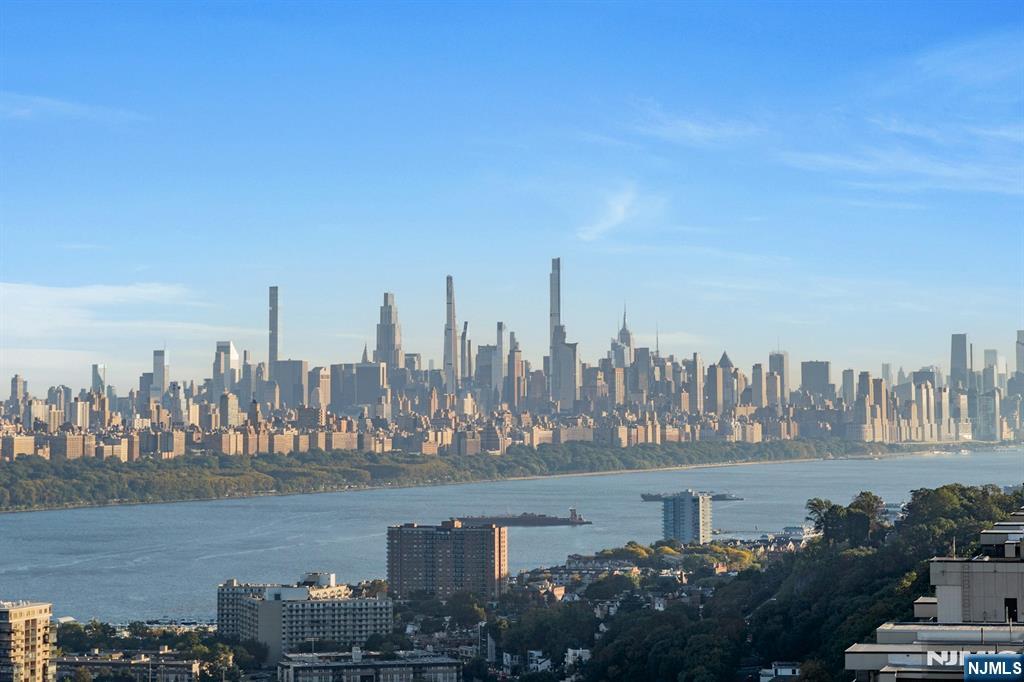 1500 Palisade Avenue UNIT 20A, Fort Lee, NJ, 07024