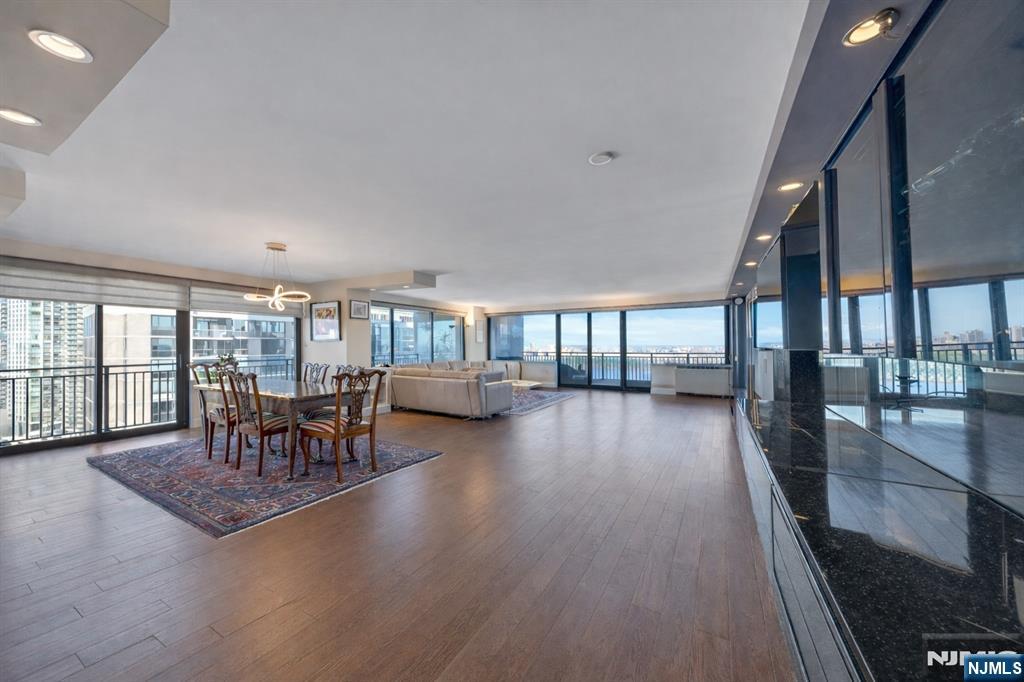 1500 Palisade Avenue UNIT 20A, Fort Lee, NJ, 07024