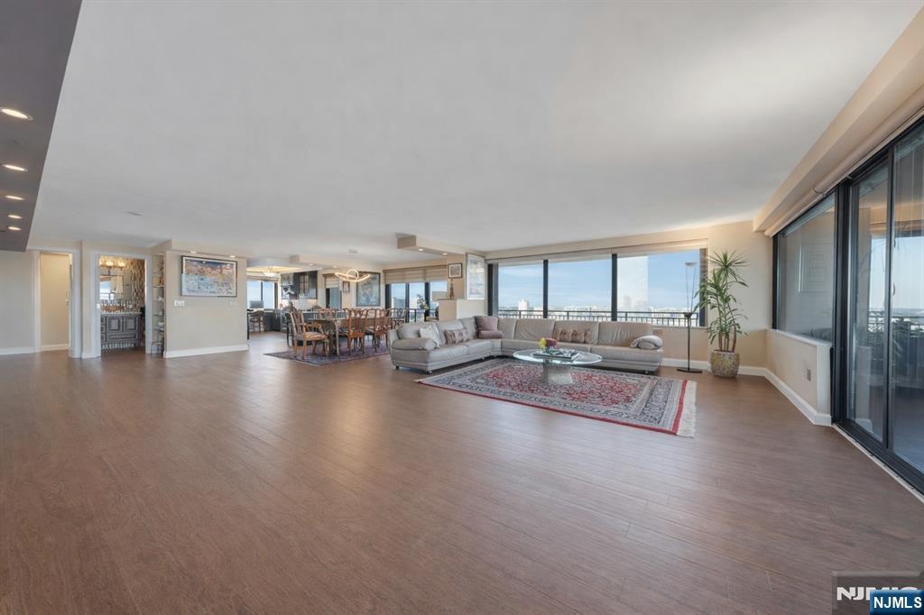 1500 Palisade Avenue UNIT 20A, Fort Lee, NJ, 07024