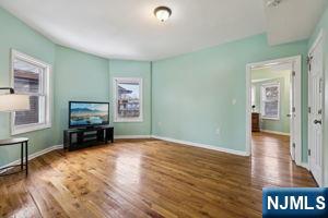 46-48 Osborne - Photo 11