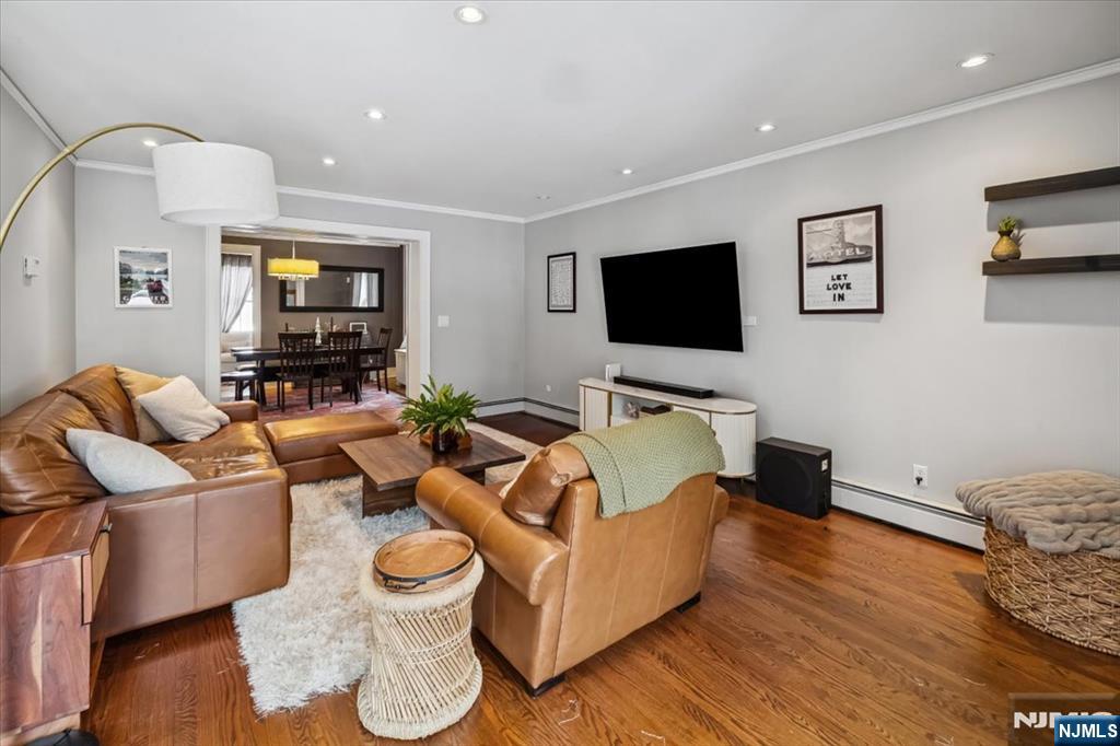 138 Chestnut Ridge Road, Saddle River, NJ, 07458