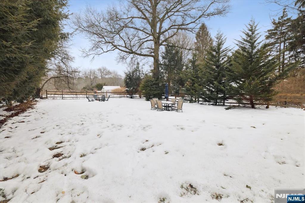 138 Chestnut Ridge Road, Saddle River, NJ, 07458