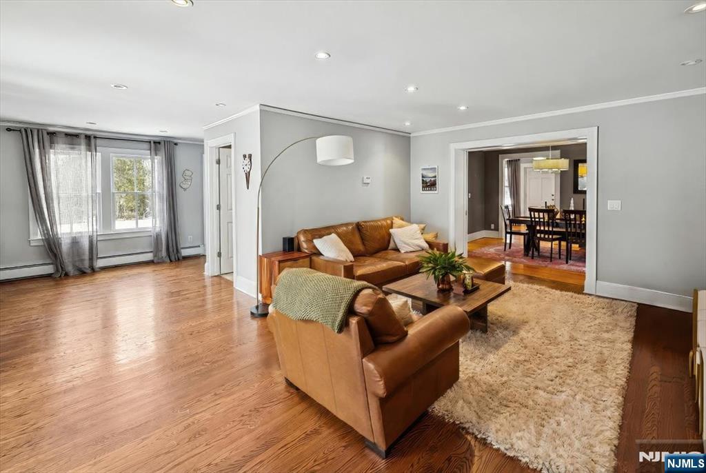 138 Chestnut Ridge Road, Saddle River, NJ, 07458