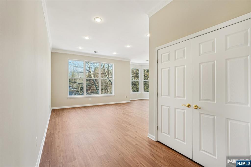 516 Four Seasons Drive