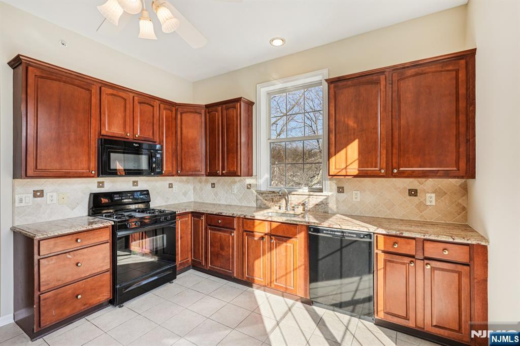 516 Four Seasons Drive