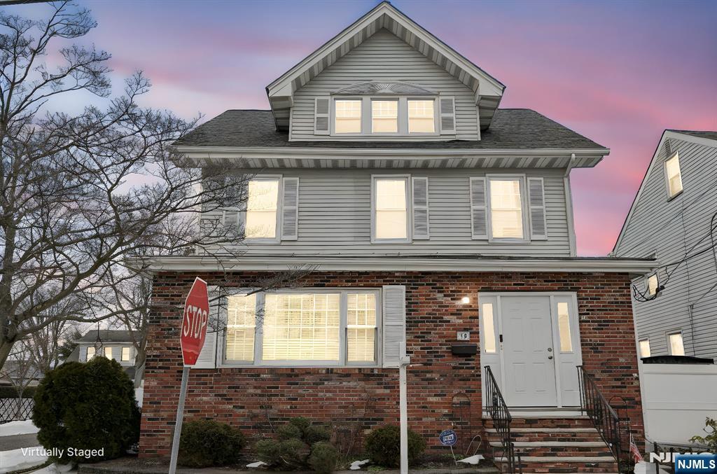 30 Lincoln Avenue - Photo 4