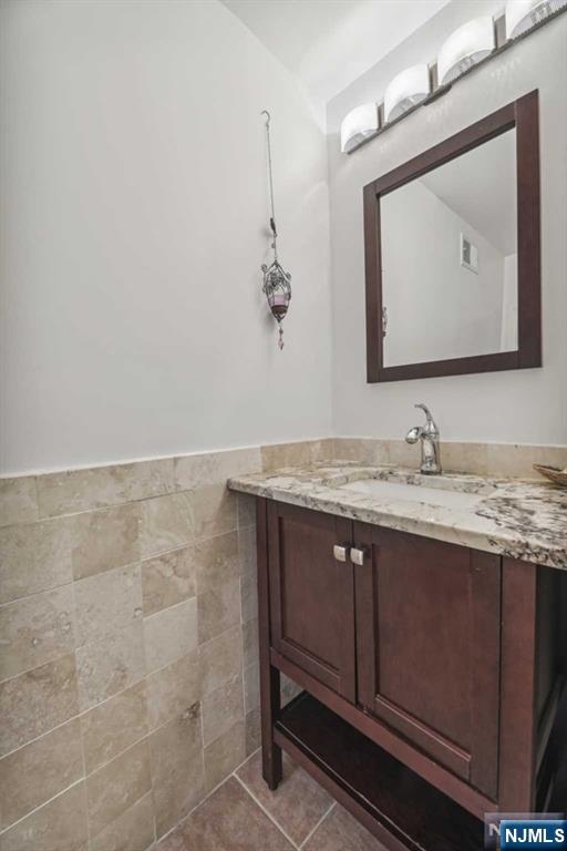 19 Center, Cresskill, NJ 07626 Listing Photo  16