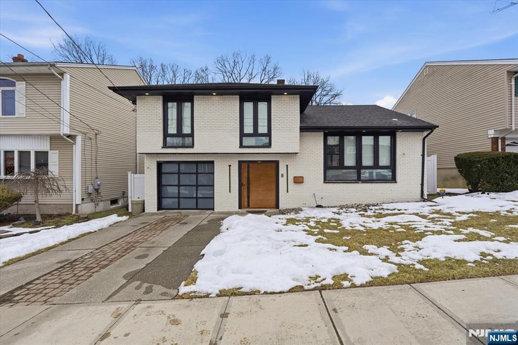 $1,250,000 Split Level