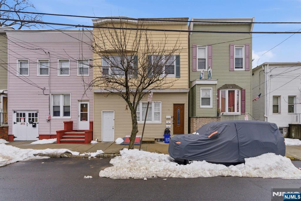 76 Heckel Street - Photo 1