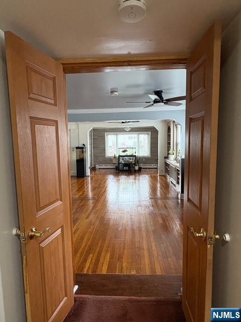 Living Room/den