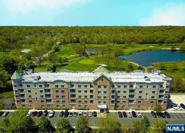 2205 Windsor Park Court 205 - Photo 2