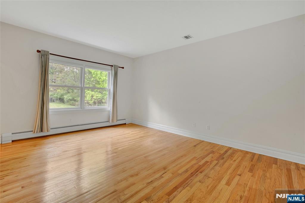 501 Clinton Avenue — photo 16