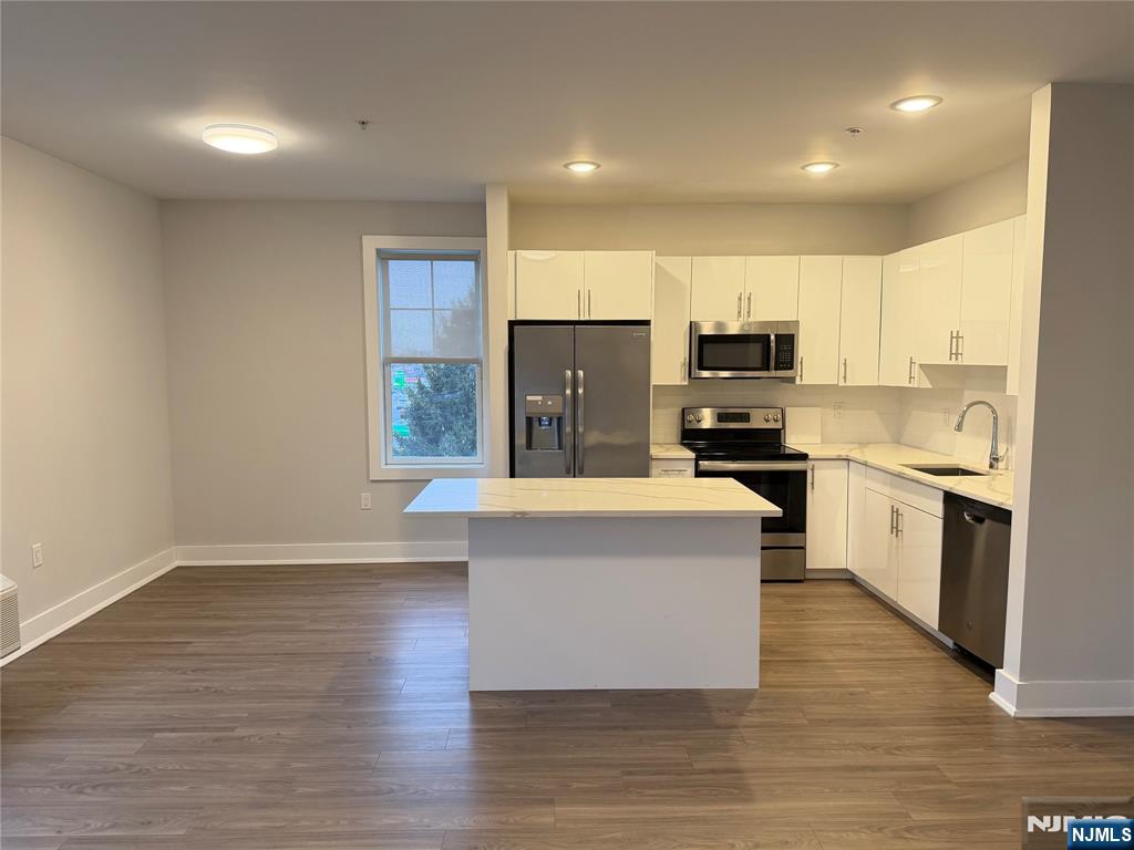 1685 Bergen Boulevard 604 - Photo 3