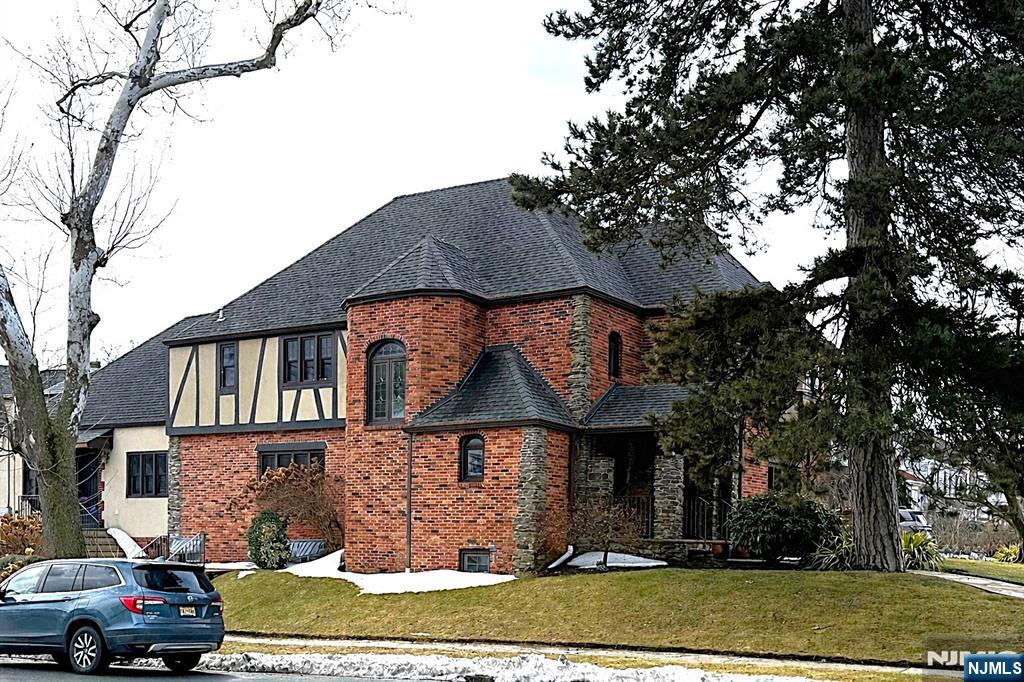 115 Lafayette Avenue, Passaic, NJ, 07055