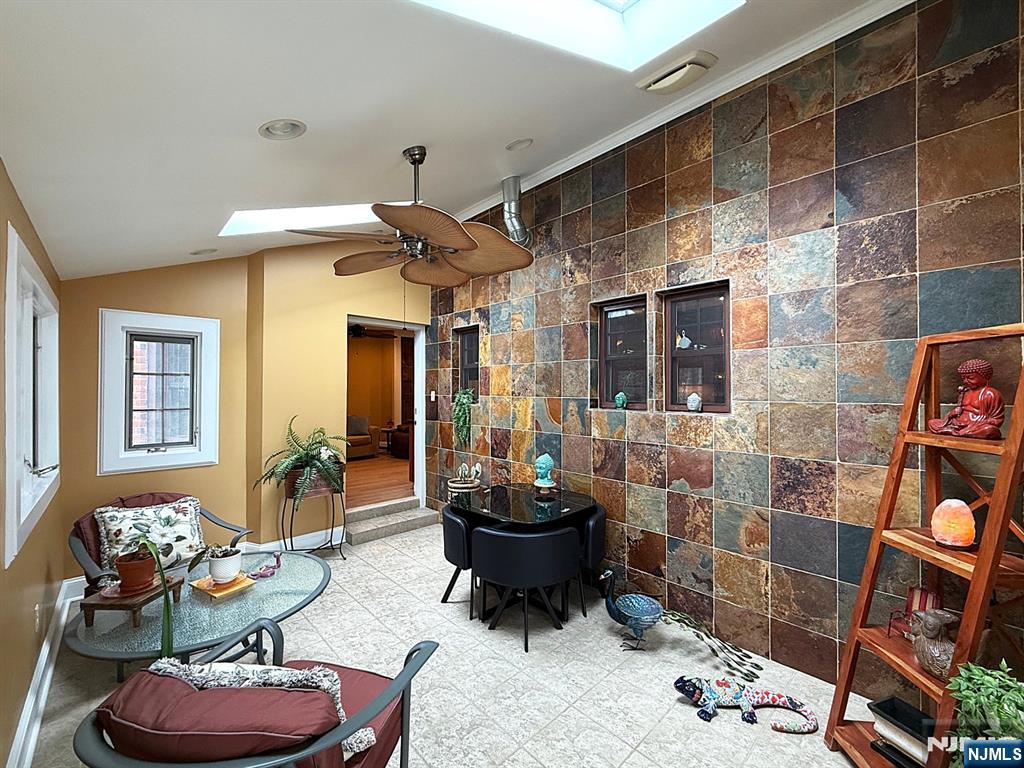 632 Belgrove Drive — photo 26
