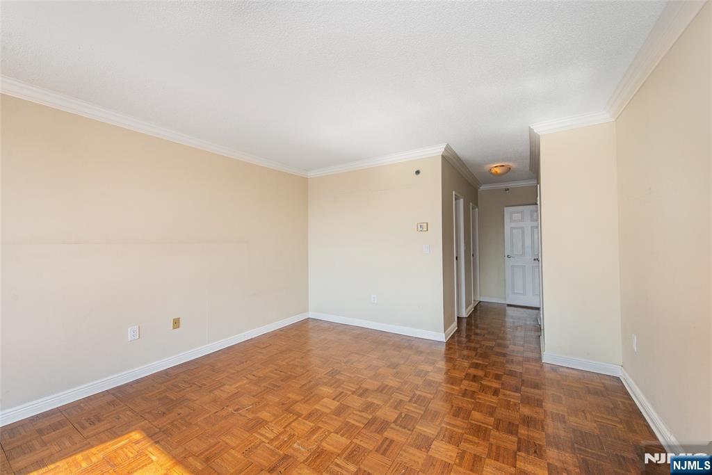 900 Palisade UNIT 18N, Fort Lee, NJ, 07024
