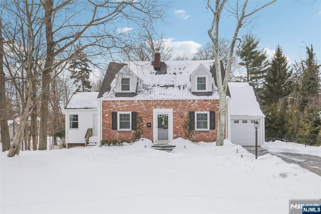 19 Linwood Avenue - Photo 1