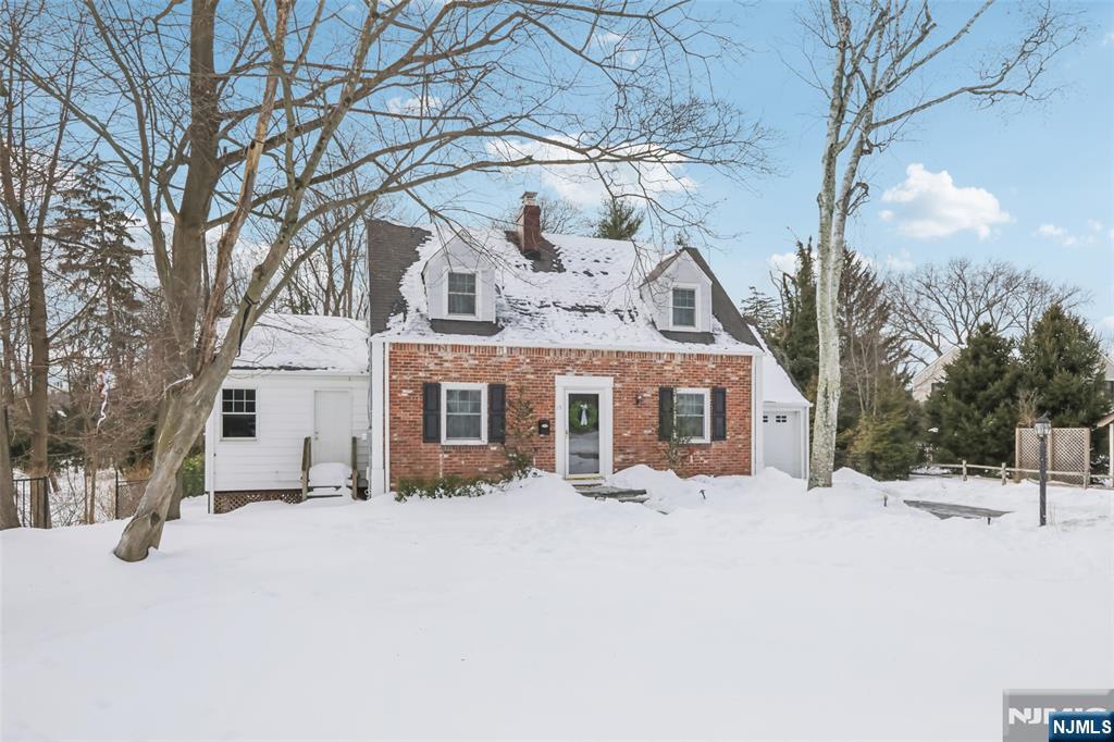 19 Linwood Avenue - Photo 2