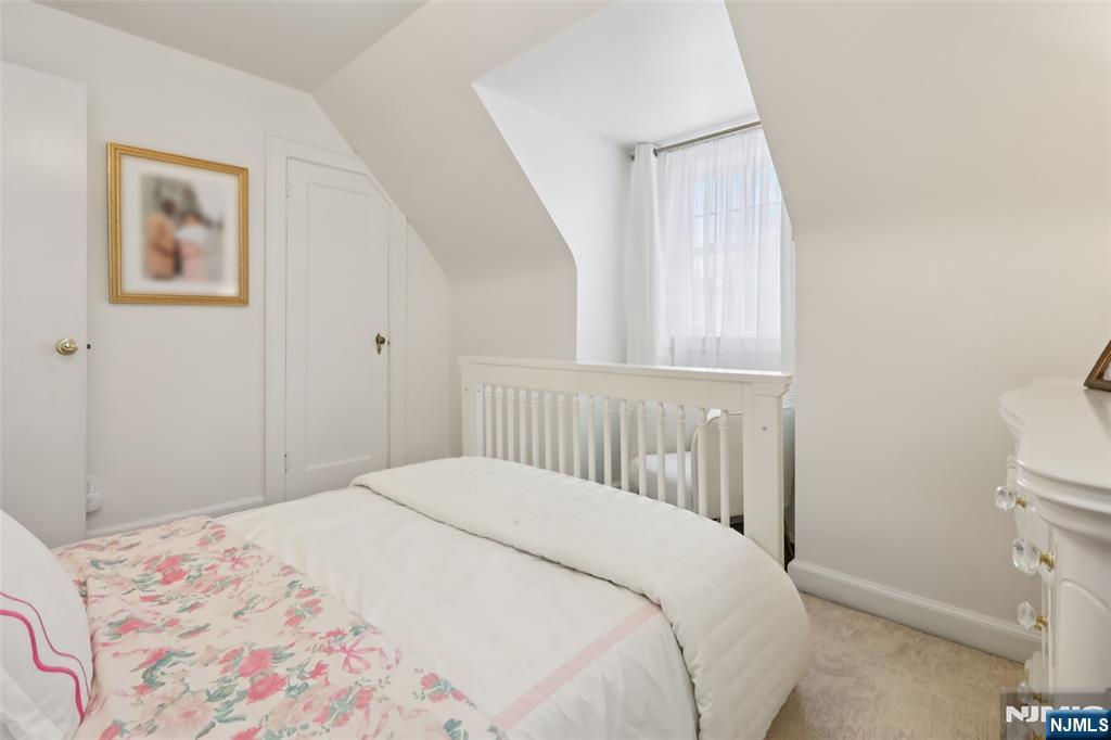 19 Linwood Avenue — photo 36
