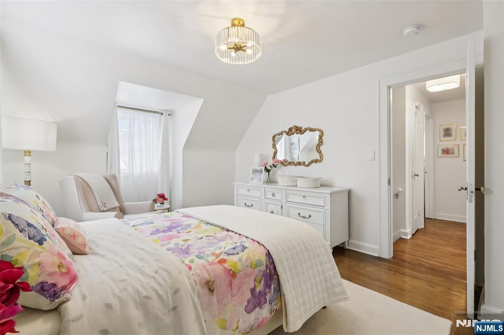 19 Linwood Avenue — photo 40