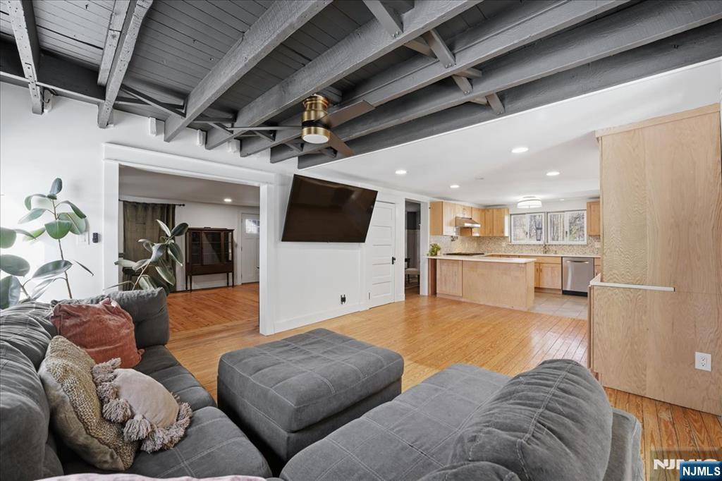 343 & 339 Quaker Church Road