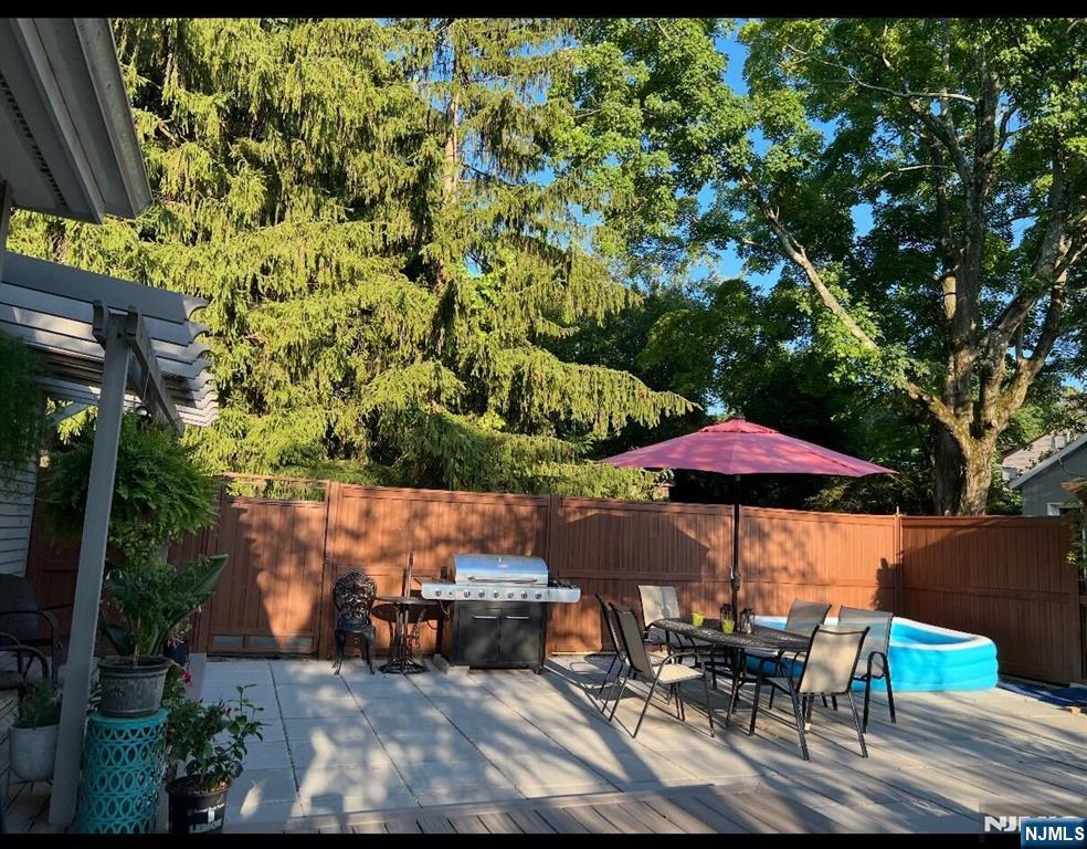 343 & 339 Quaker Church Road