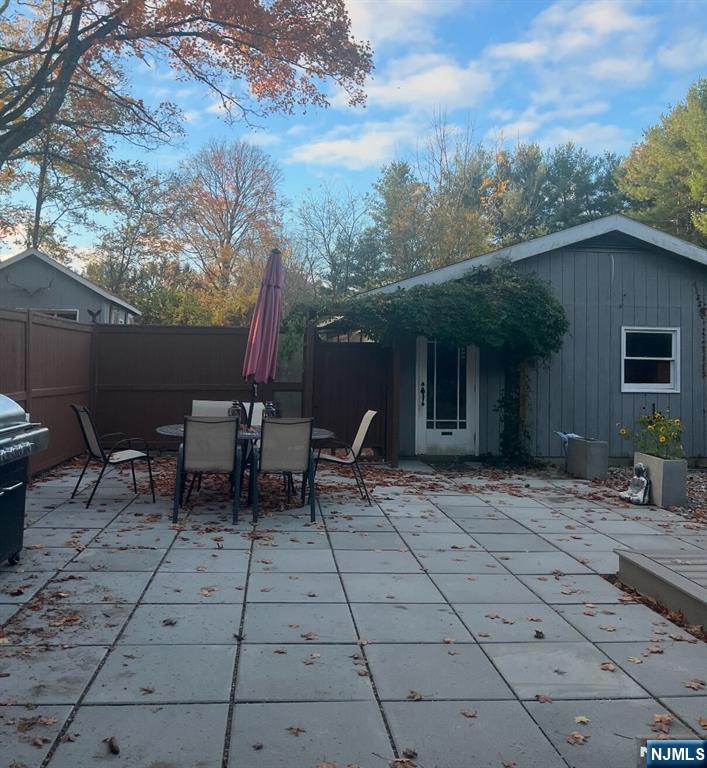 343 & 339 Quaker Church Road