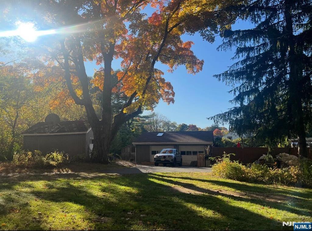 343 & 339 Quaker Church Road