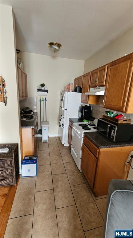 467 Hudson Street — photo 9