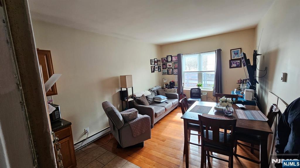 467 Hudson Street — photo 10
