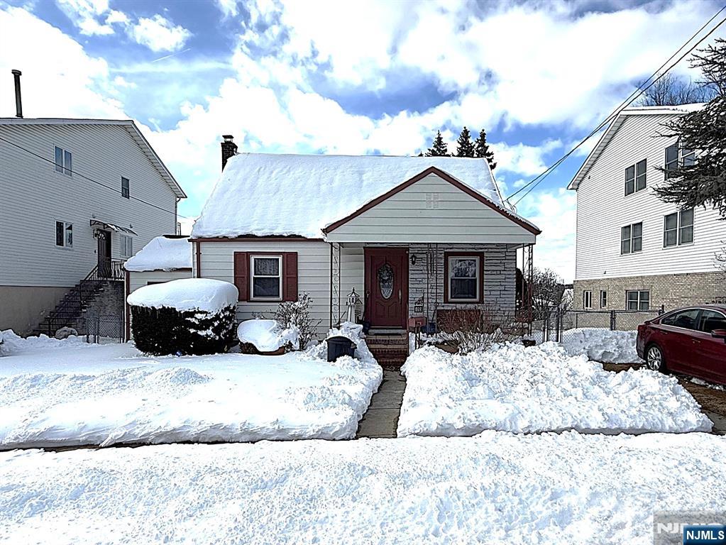 155 Riverview Avenue - Photo 1