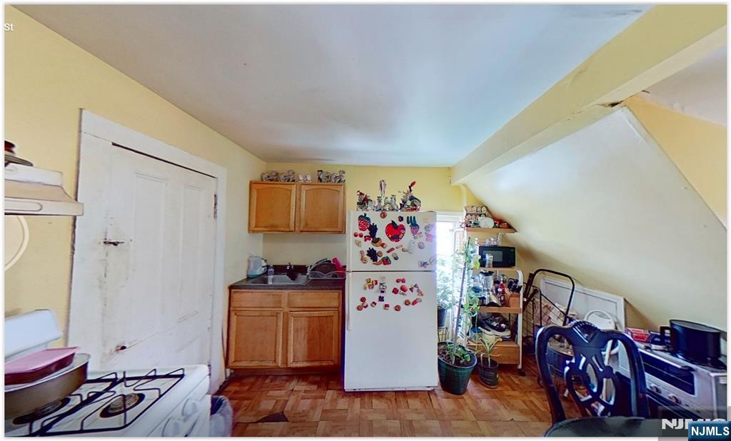 157 14th Street - Photo 15