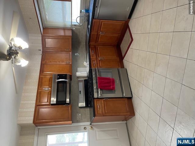 82 Azalea Street — photo 6