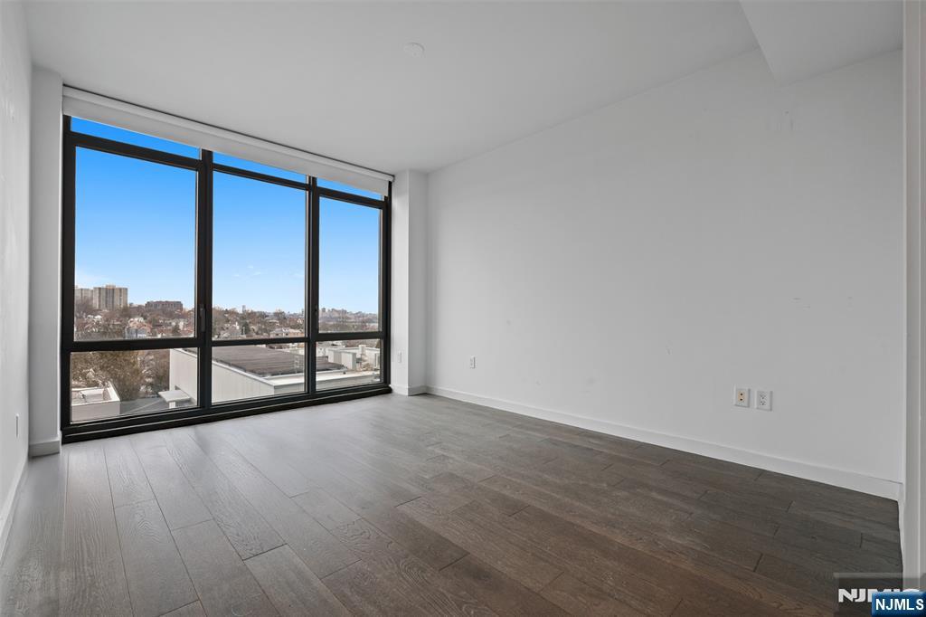 320 Adolphus Avenue #812 — photo 12