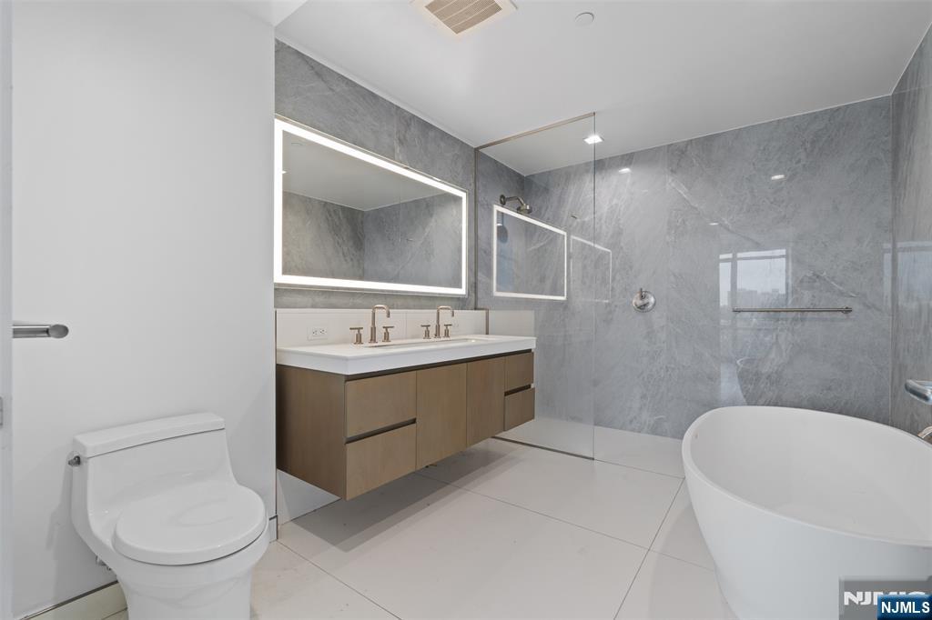 320 Adolphus Avenue #812 — photo 14