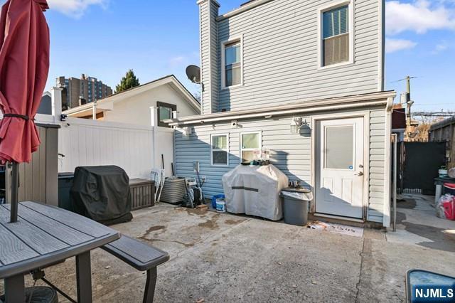7 Martin Street
