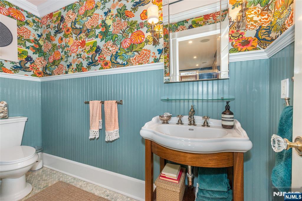 120 W Ridgewood Avenue, Ridgewood, NJ, 07450