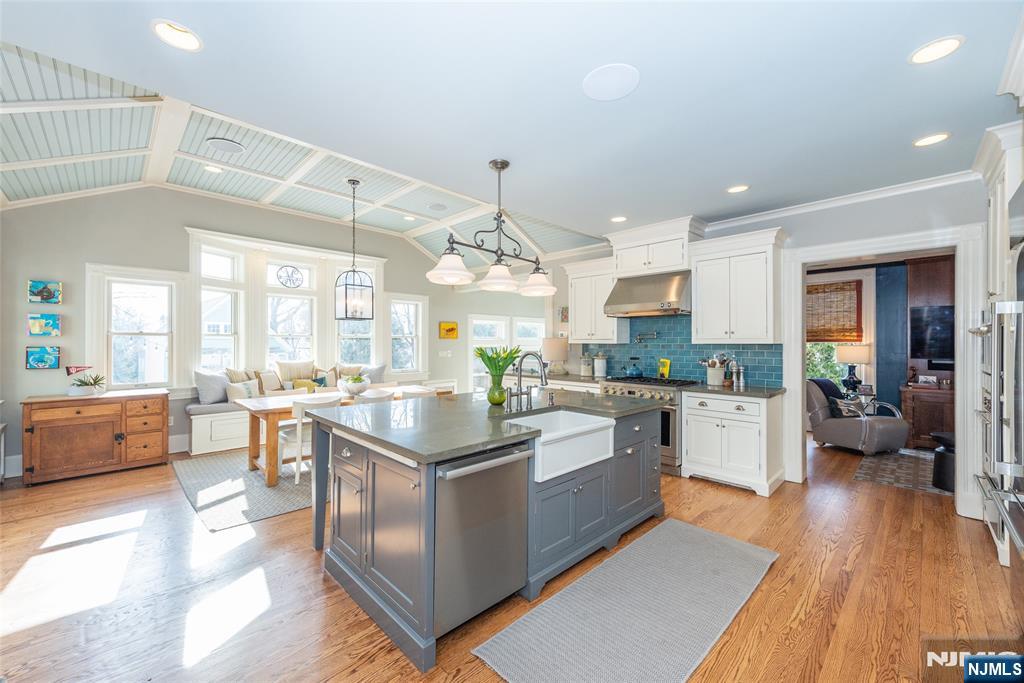 120 W Ridgewood Avenue, Ridgewood, NJ, 07450