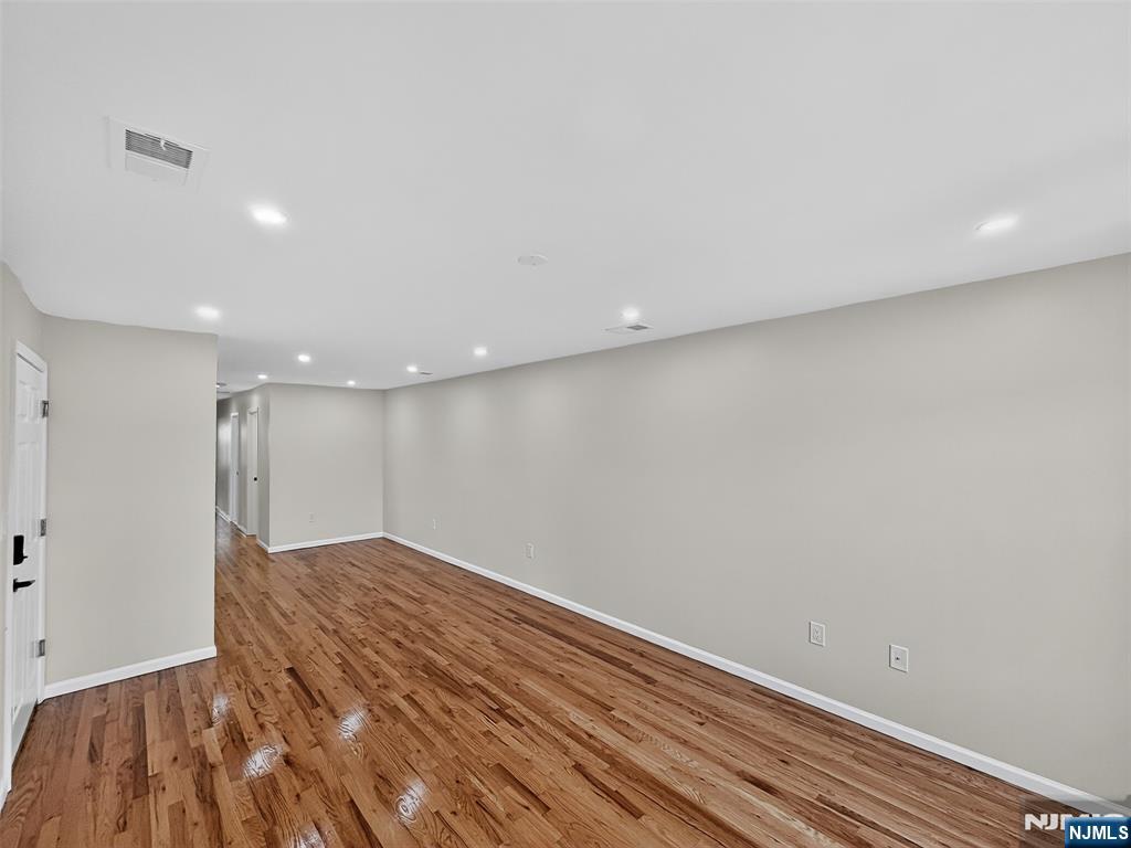 156 Ridgewood Avenue