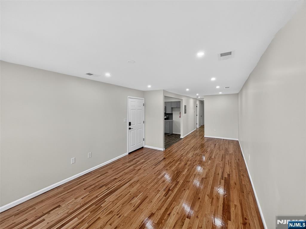 156 Ridgewood Avenue