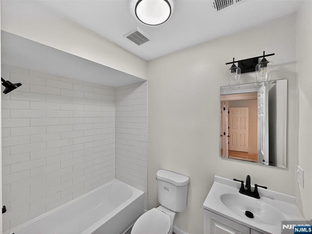 156 Ridgewood Avenue